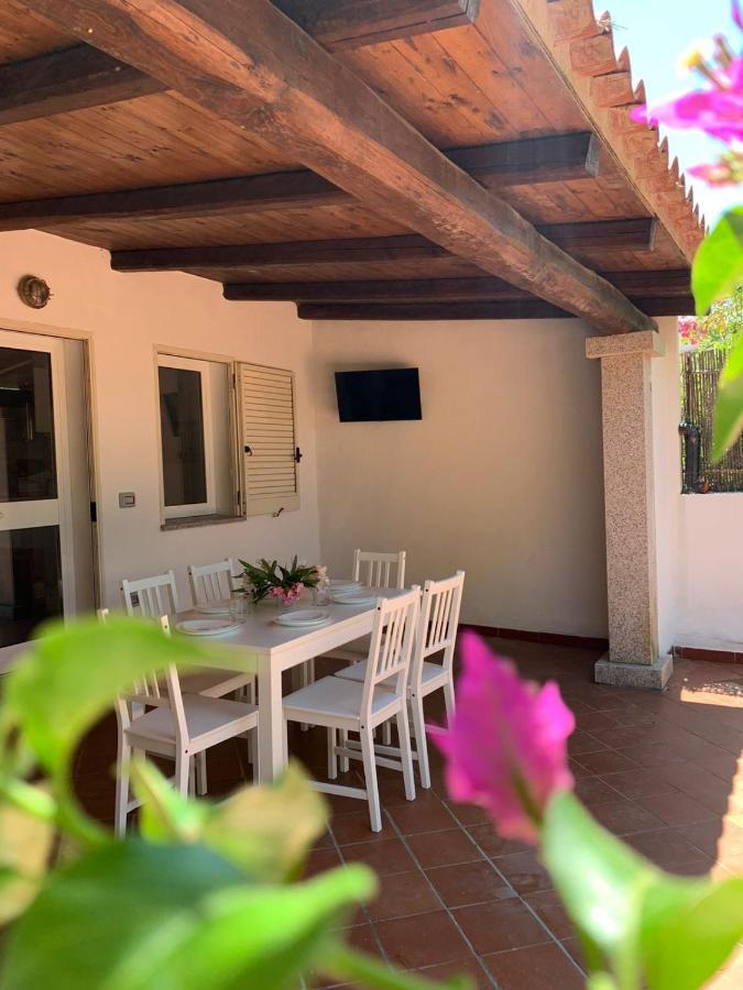 Villetta Ulisse A Pochi Passi Dal Mare Porto Pozzo Exterior photo